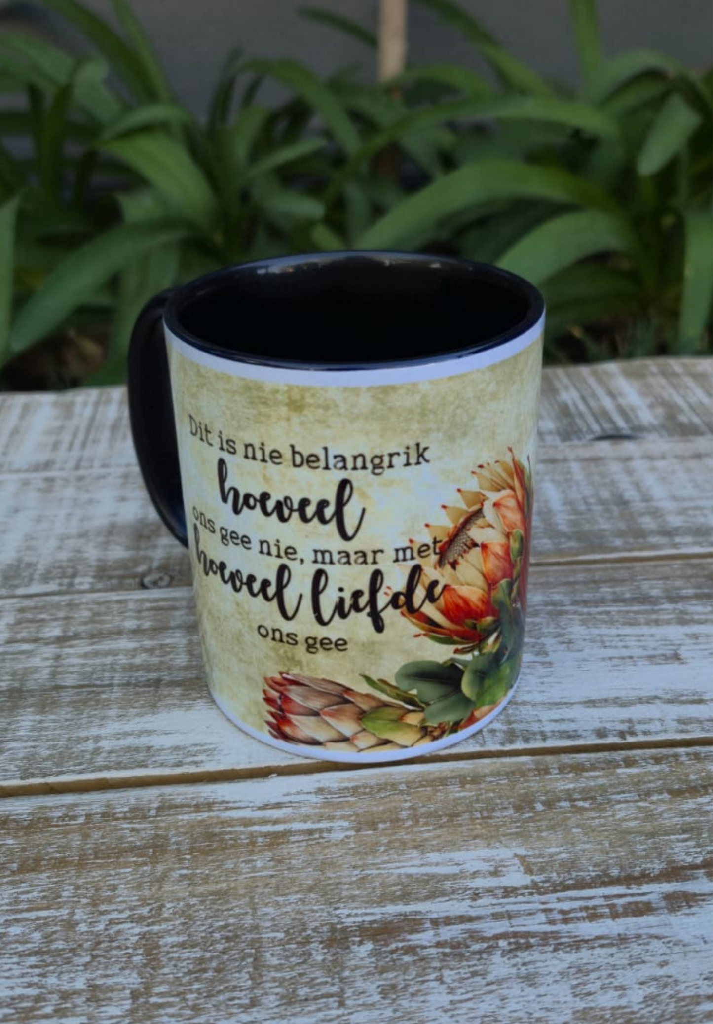 Two Tone Coffee Mug Pomegranate