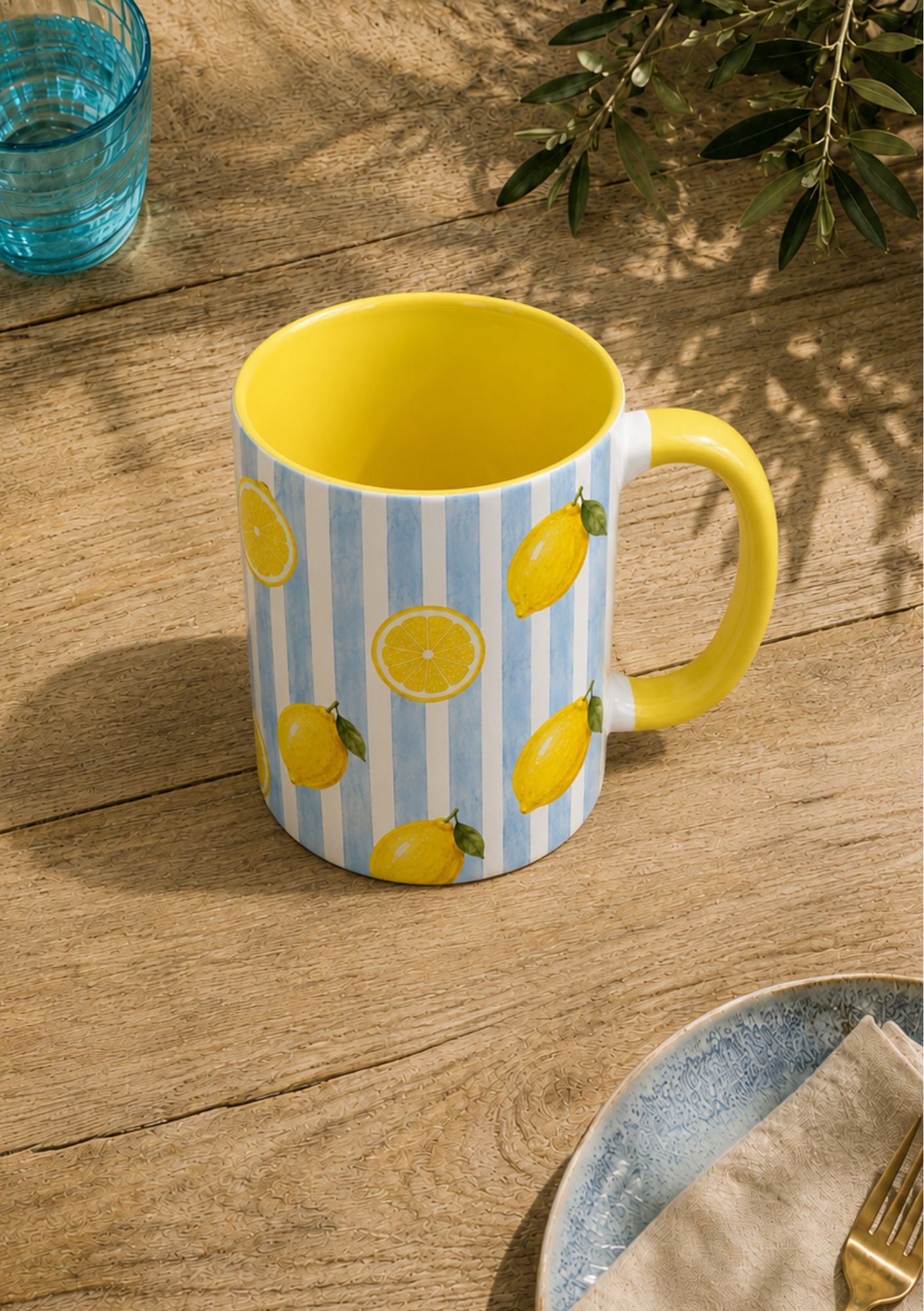 Two Tone Coffee Mug Zooty Fruit