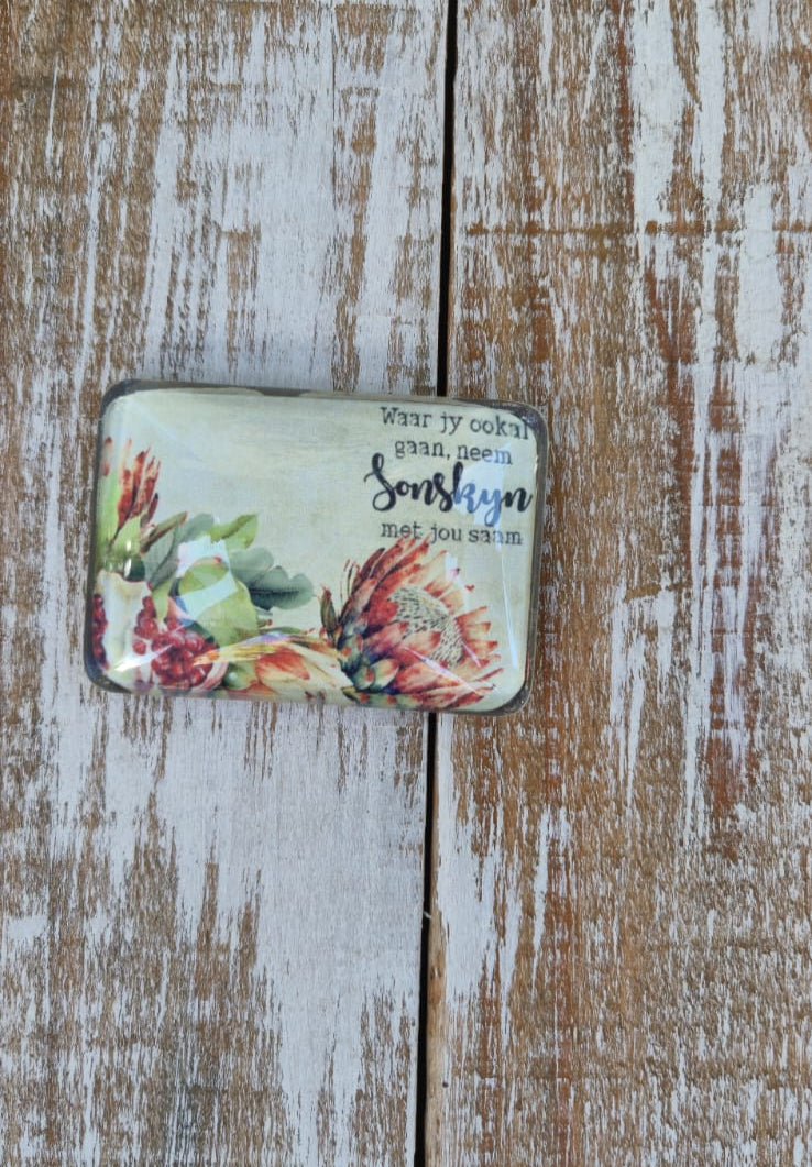 Glass Magnet Pomegranate